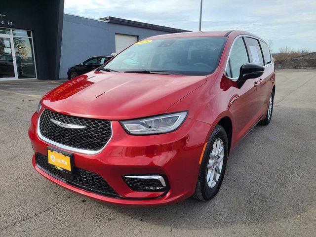 2025 Chrysler Pacifica Select FWD