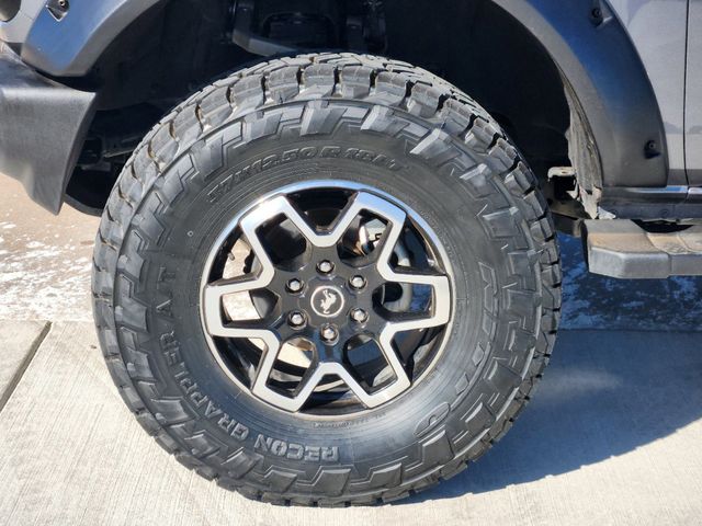 2023 Carbonized Gray Metallic Ford Bronco Outer Banks 4X4 SUV