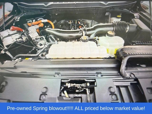 Used 2024 Red Metallic Ford Lariat image 6