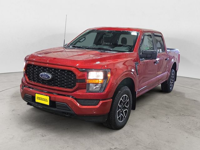 Hot Pepper Red Metallic Tinted Clearcoat 2023 Ford F-150 XL SuperCrew 4WD Pickup Truck Four-Wheel Drive Automatic