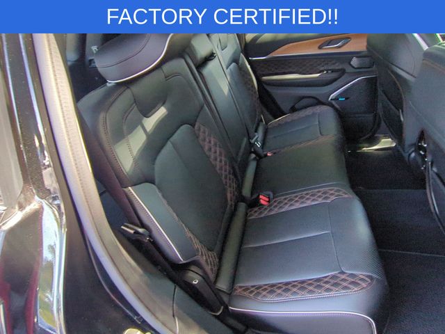 Used 2024 Black Jeep Summit Reserve 4xe image 36