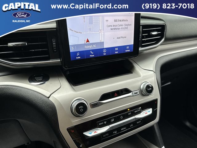 Used 2023 Silver Ford XLT image 27