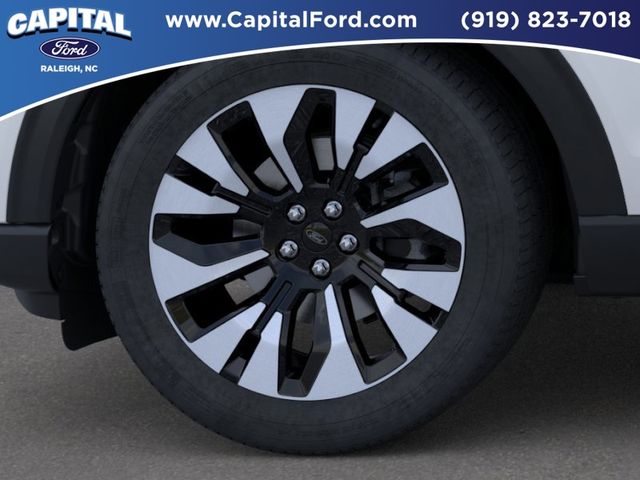New 2026 Star White Metallic Tri-Coat Ford Platinum™ image 19