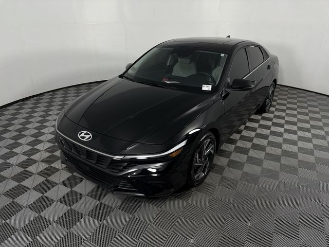 Used 2024 Hyundai Elantra Hybrid For Sale in Indianapolis, IN