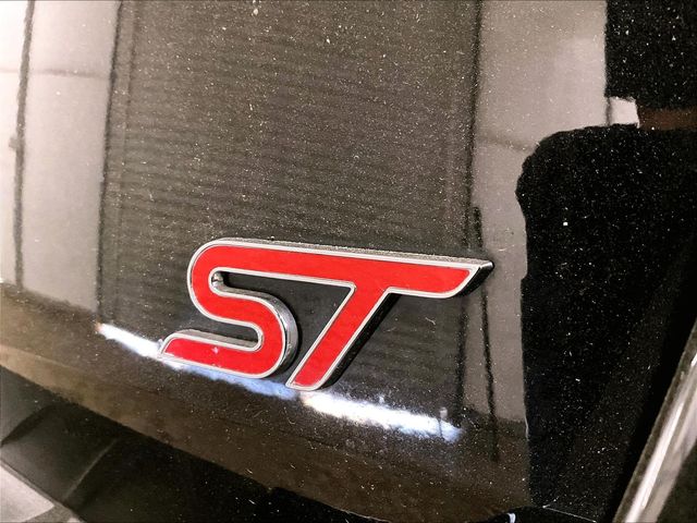2025 Ford Explorer ST Black at Grove City Ford