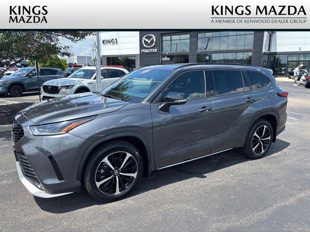 2022 Toyota Highlander XSE AWD