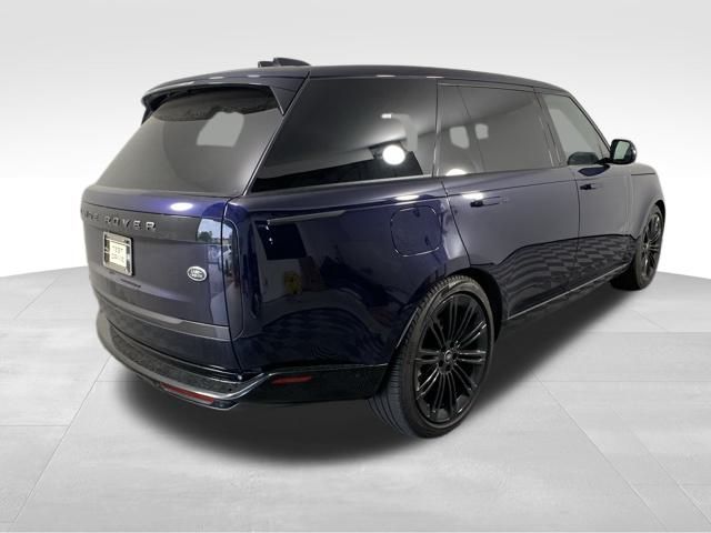 2023 Land Rover Range Rover SE 8