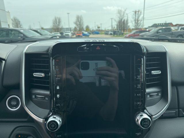 2026 Ram 1500 Big Horn/Lone Star - Hydro Blue Pearlcoat exterior view 16