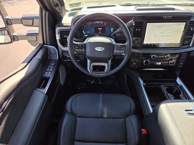 New 2026 Ford Super Duty F-350 Crew Cab 8' Box Platinum