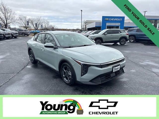 2025 Kia K4 LXS FWD