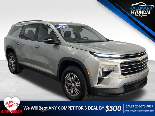 2025 Chevrolet Traverse LT