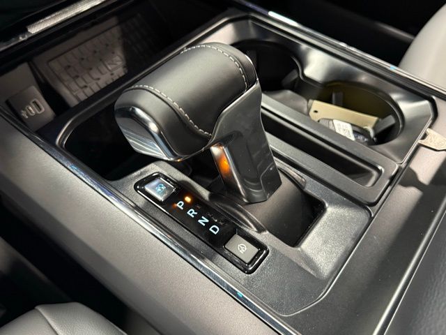 2025 Ford F-150 Lightning Flash photo