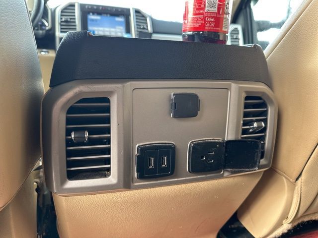 2017 Ford F-350SD Lariat photo