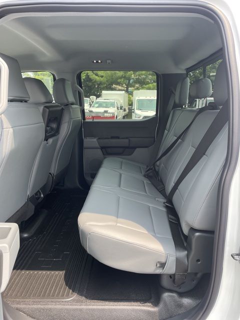 2025 Ford F-350 Super Duty XL