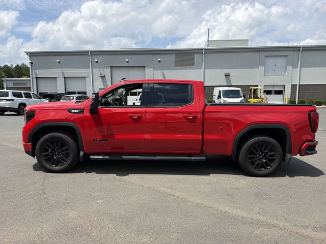 Used 2022 Red GMC Elevation image 10