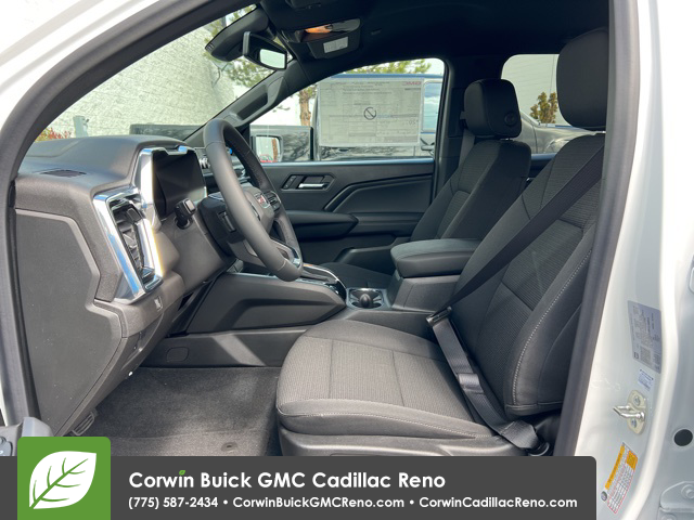 2024 GMC Canyon Elevation 9