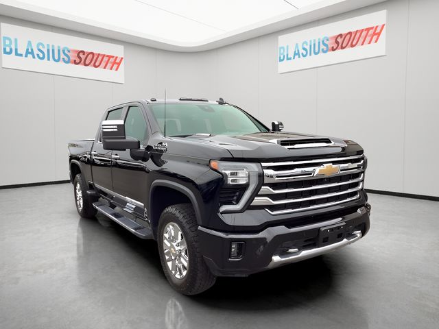 2024 Chevrolet Silverado 2500HD High Country Crew Cab 4WD