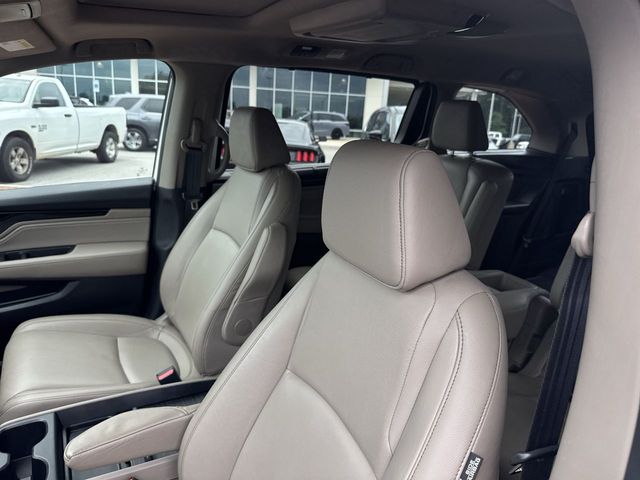 Used 2024 Honda Odyssey Van