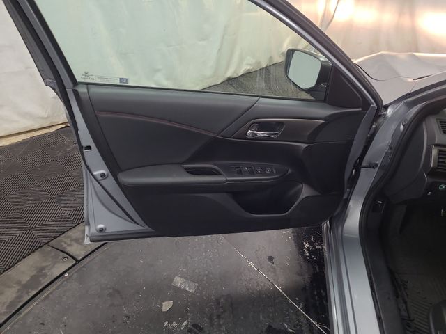 2017 – Honda – Accord