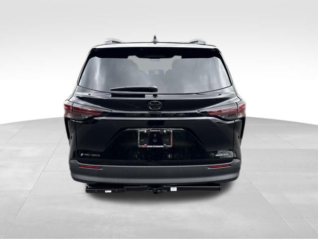 new 2026 Toyota Sienna car, priced at $53,689