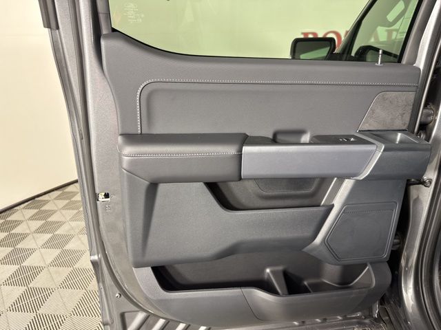 2025 Carbonized Gray Metallic Ford F-150 XLT 4X4 Truck