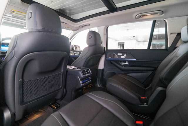 New 2026 Mercedes-benz GLS SUV