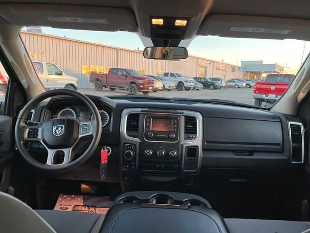 2024 Ram 1500 Classic SLT 38