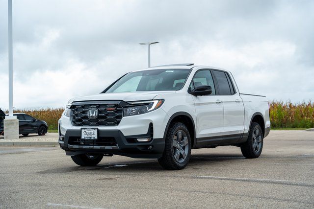 2025 Honda Ridgeline TrailSport 3