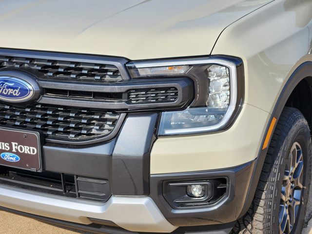 2025 Ford Ranger XLT photo 3