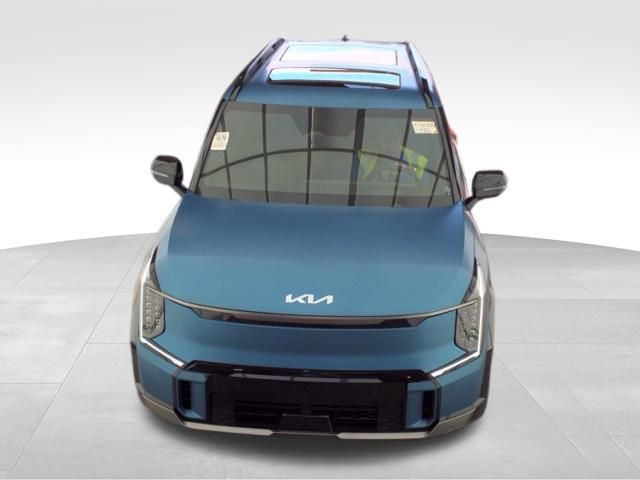 Used 2024 Kia EV9 GT-Line with VIN KNDAEFS57R6039552 for sale in Morehead, KY