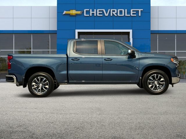 2024 Chevrolet Silverado 1500 LT 4