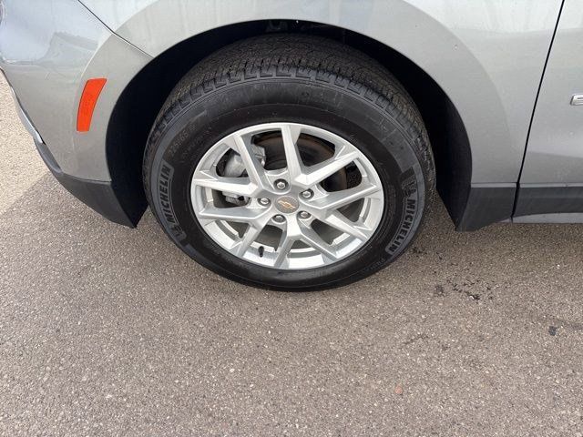 2023 Chevrolet Equinox LS photo