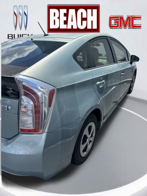 2013 Toyota Prius FWD Hatchback