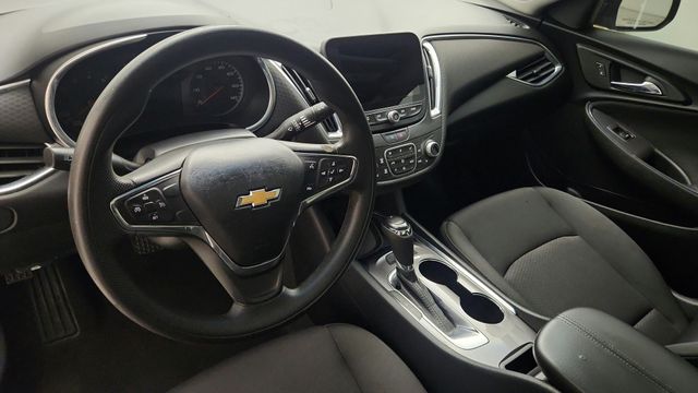 2020 Chevrolet Malibu LT Silver at Emmons Autoplex