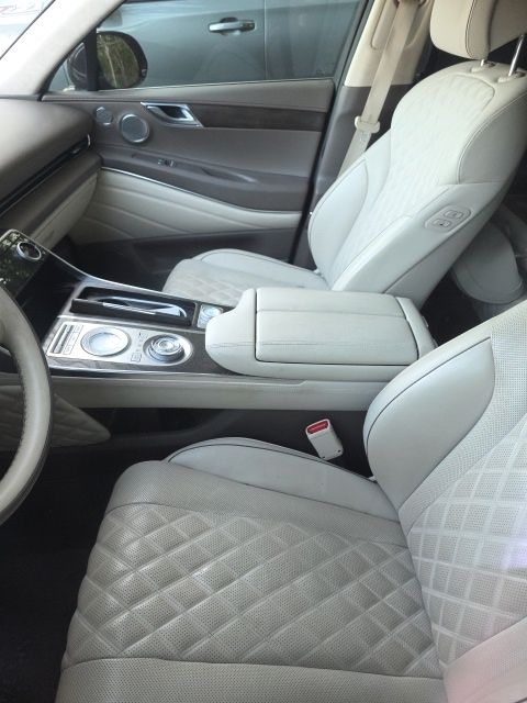 Used 2022 Black Genesis 3.5T image 10