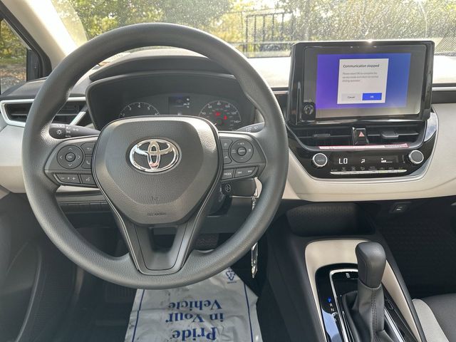 2025 Toyota Corolla LE 7