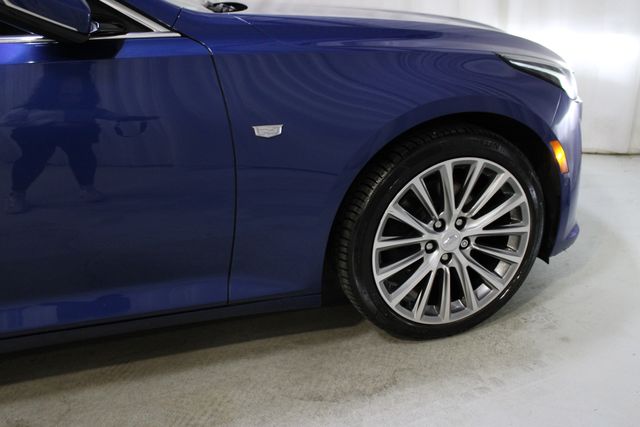 Used 2020  Cadillac Premium Luxury image 38