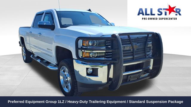 Summit White 2016 Chevrolet Silverado 2500HD LTZ Crew Cab 4WD Pickup Truck Four-Wheel Drive 6-Speed Automatic Overdrive