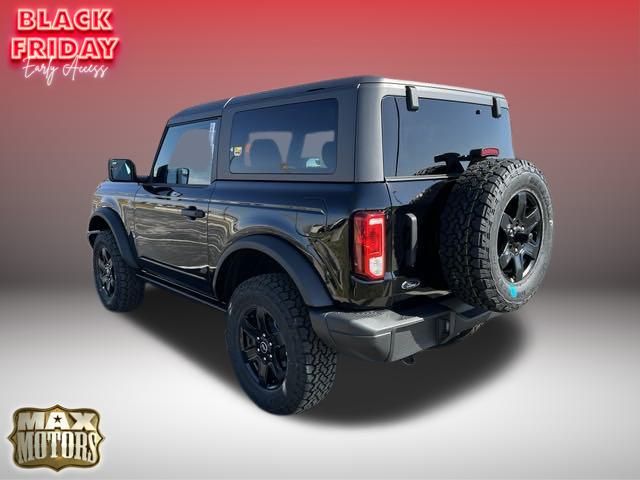 2024 Ford Bronco Black Diamond 8