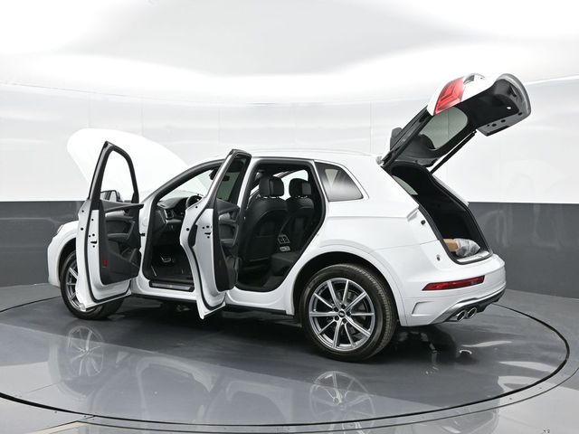 2021 Audi SQ5 Premium Plus 41