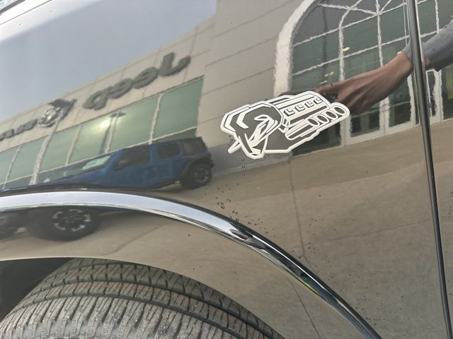 2026 Ram 1500 Big Horn/Lone Star - Diamond Black Crystal Pearlcoat exterior view 9