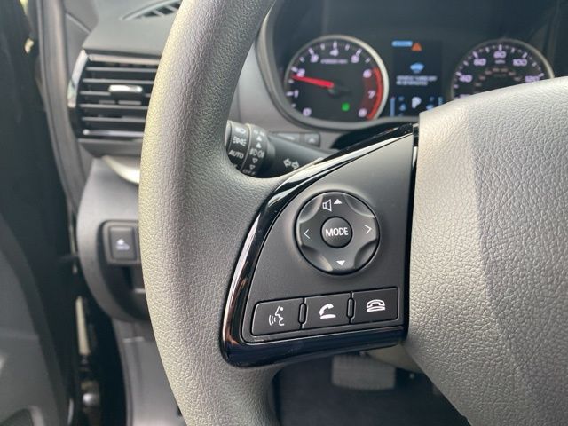 MitsubishiEclipse Cross22