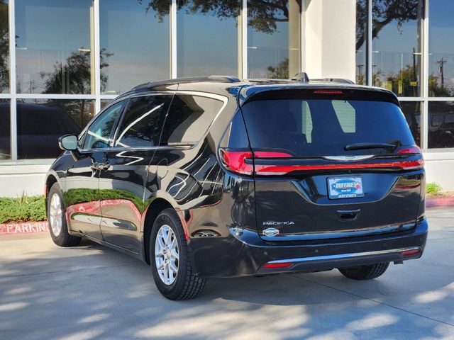 2022 Chrysler Pacifica Touring L 5