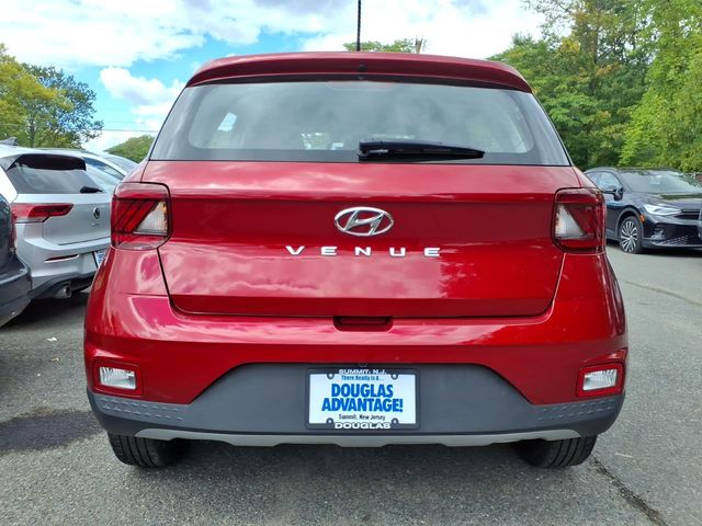 2024 Hyundai Venue - Image 7