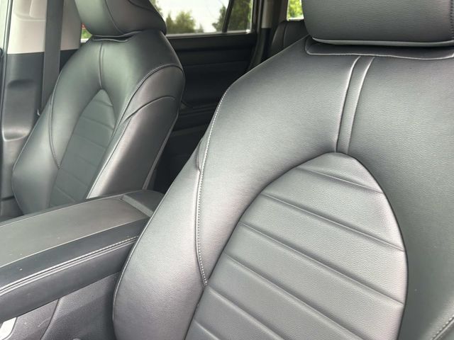 Used 2024 Toyota Highlander SUV