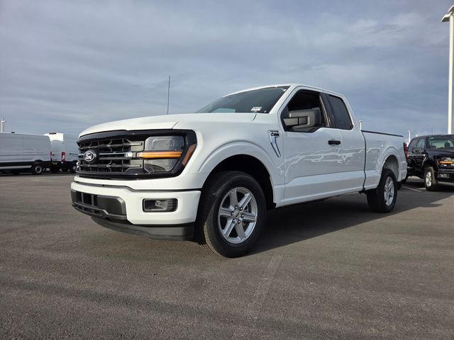 New 2026 Ford F-150 SuperCab 6.5' Box XLT