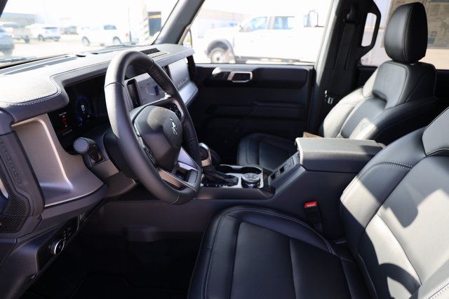 2025 Ford Bronco Outer Banks - 9