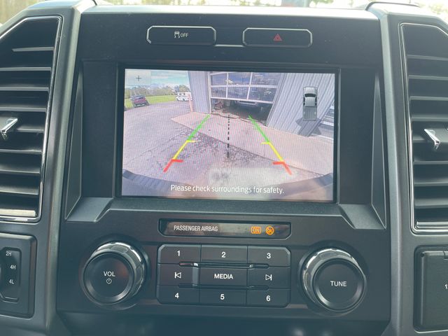2022 Ford F-250SD XLT - Blue Metallic exterior view 20