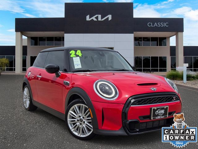 Chili Red 2024 MINI Cooper Hatchback Front-Wheel Drive 7-Speed Automatic