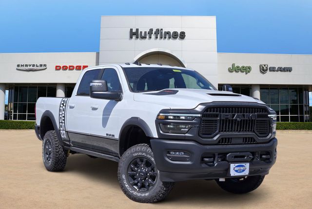 Bright White Clearcoat 2026 RAM 2500 Pickup Truck Four-Wheel Drive 8-Speed Automatic